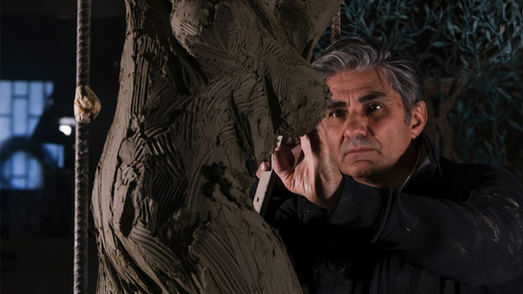 Lo scultore Andrea Roggi